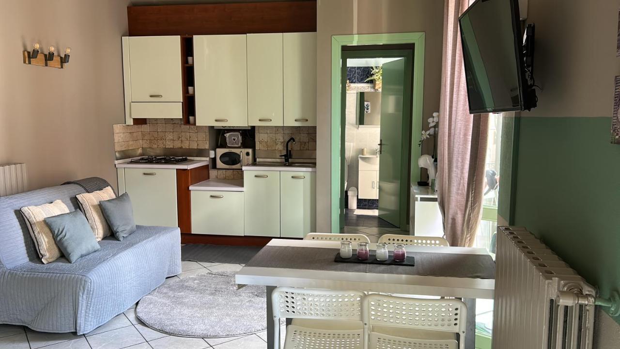 Bon Bon Del Corso Con Terrazzo E Aria Condizionata Apartment อัสตี ภายนอก รูปภาพ
